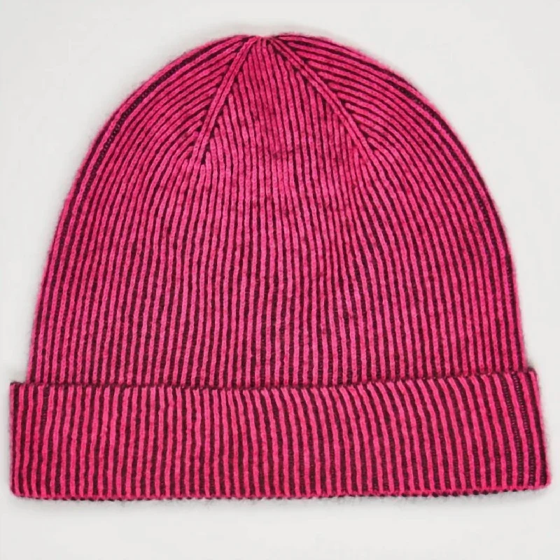 Women's Pleated Beanie In Black,pink