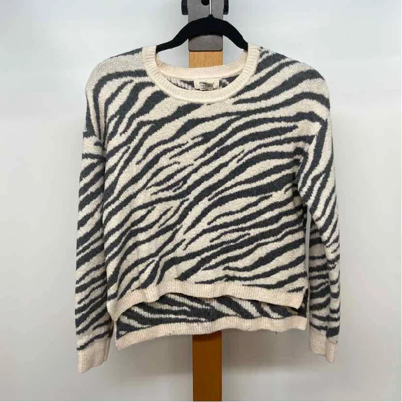 YES LOLA Women's Size M Gray Zebra Sweater