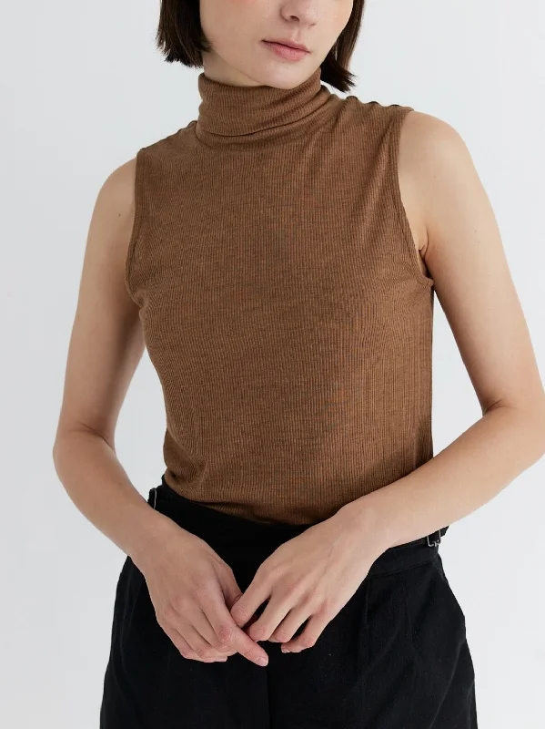 Marian Top Brown