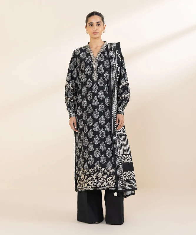 2 Piece - Embroidered Khaddar Suit